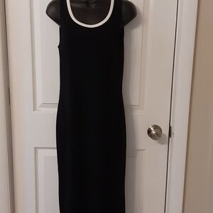 Dana Buchman Maxi Dress